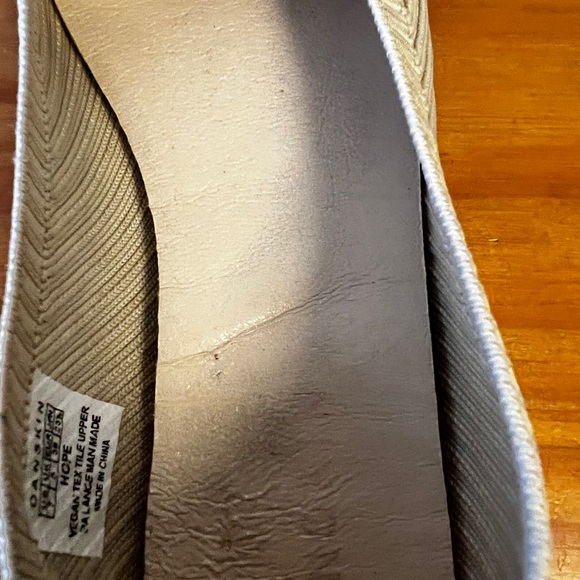 Danskin Cream Elastic Ribbed Ballet Flats - Picture 4 of 9